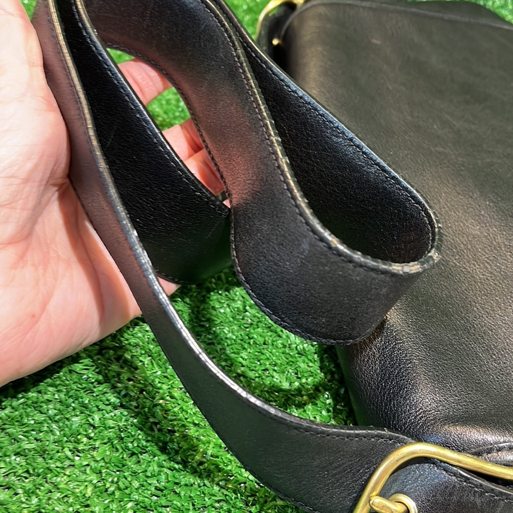 COACH VINTAGE BLACK LEATHER FLAP CROSSBODY SHOULDER BAG - Picture 10 of 10